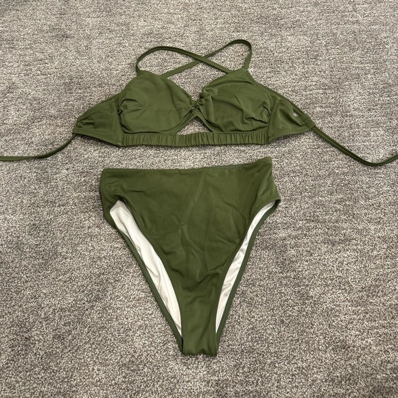 High-waisted Bikini - Picture 1 of 1